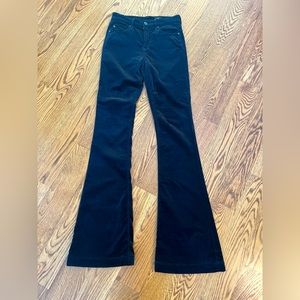 AG black velour bell bottoms. High rise flare ‘Janis’ style. Size 27.